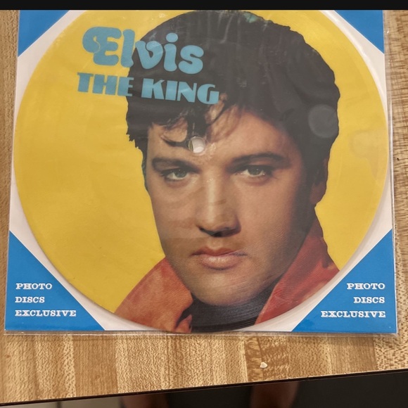 Elvis Presley Collectibles!! - Picture 8 of 8